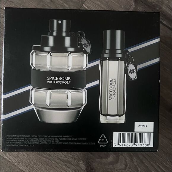 Viktor & Rolf Spicebomb Fragrance Men’s Parfum set - Picture 2 of 3